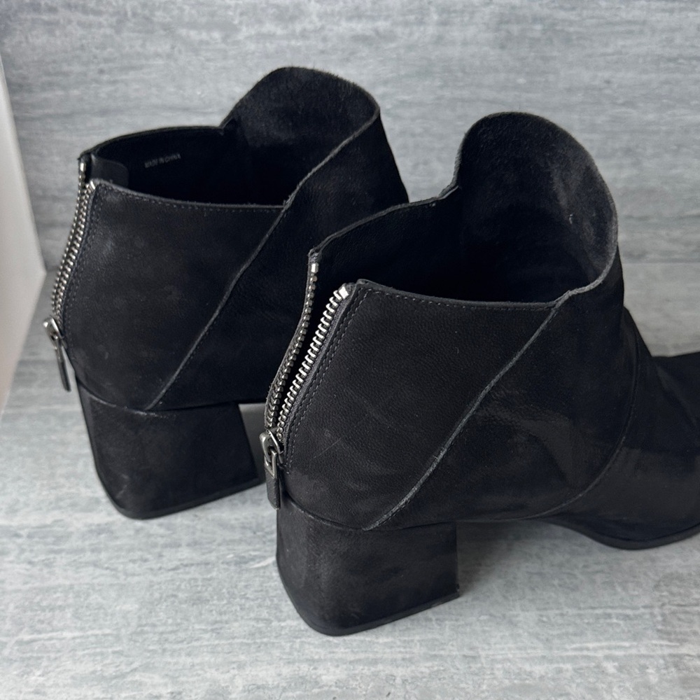 Eileen Fisher Black Ankle Booties